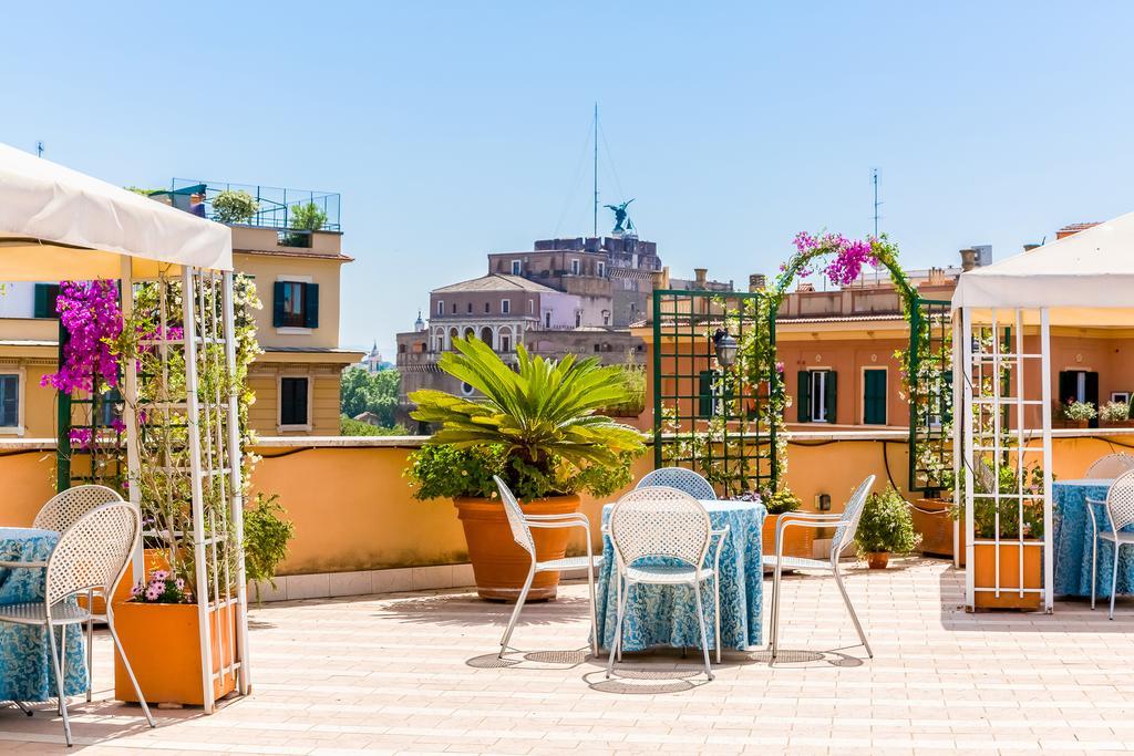 Domus Carmelitana Hotel โรม ภายนอก รูปภาพ