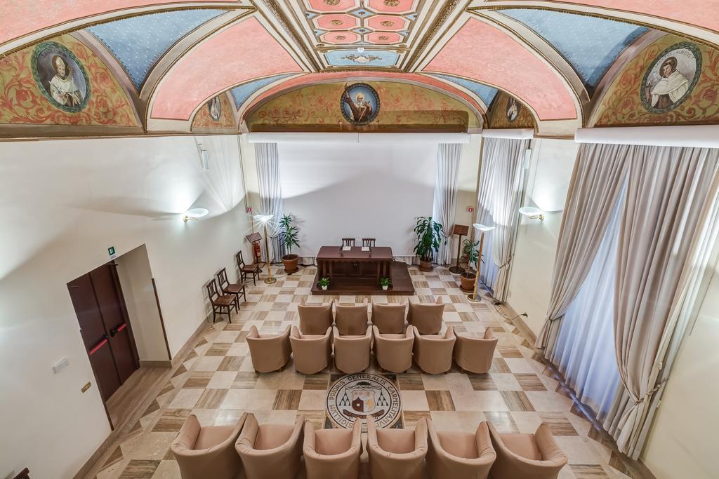 Domus Carmelitana Hotel โรม ภายนอก รูปภาพ