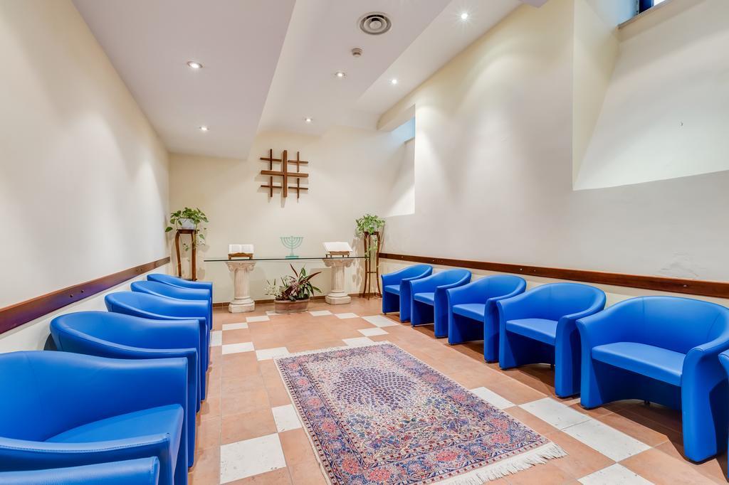Domus Carmelitana Hotel โรม ภายนอก รูปภาพ