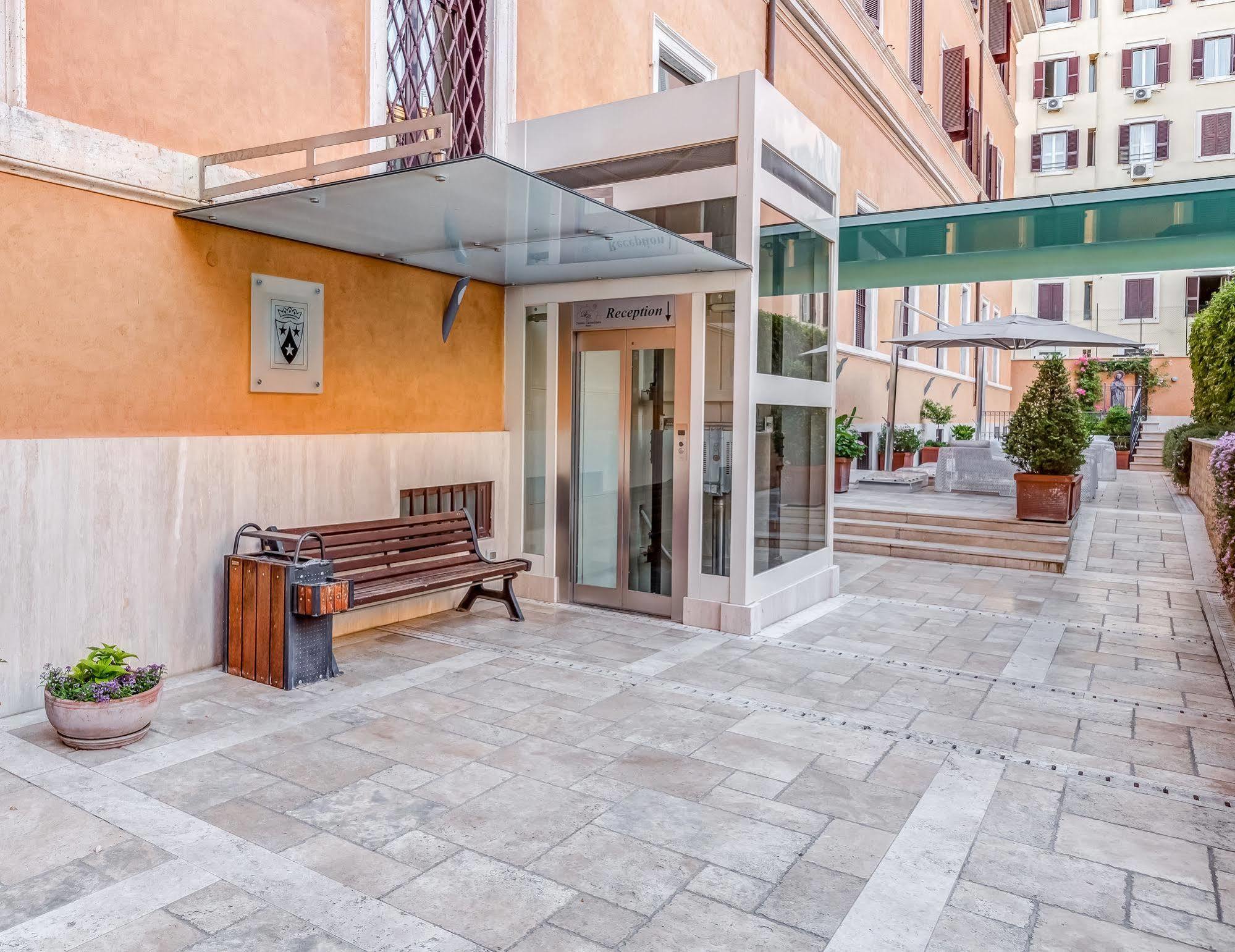 Domus Carmelitana Hotel โรม ภายนอก รูปภาพ